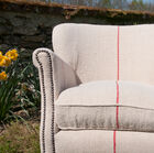 Toile robuste et originale, issue d'anciens sacs de farine.