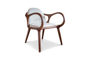 Fauteuil en frêne massif marron et tissu bouclé écru Onyx