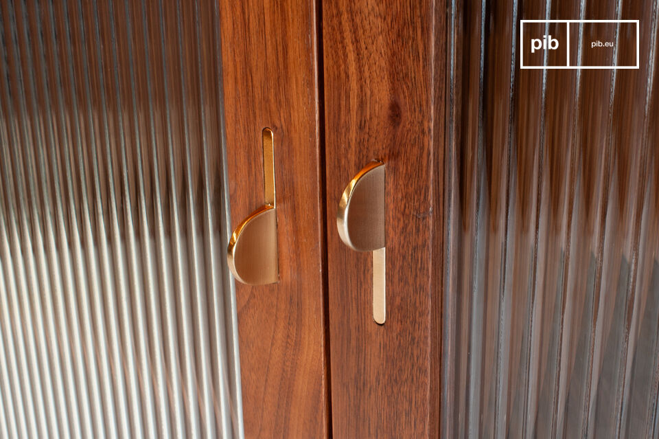 Walnut, with its chocolate and amber tones, offers an organic grain that immediately warms the room