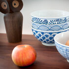 4 pretty bowls with geometric patterns.