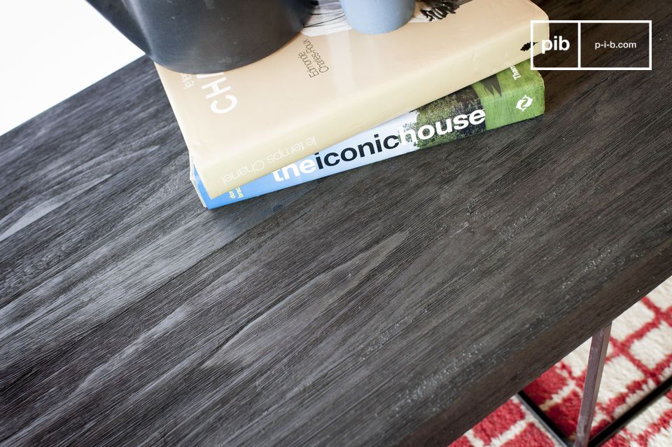 Ainsi travaillé, le bois évoque l'univers Japandi, fusion du wabi-sabi e du hygge.