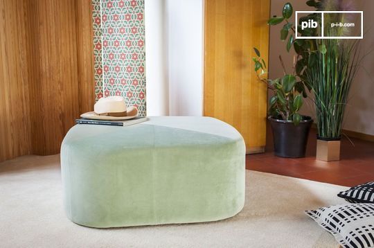 Grand pouf en velours vert