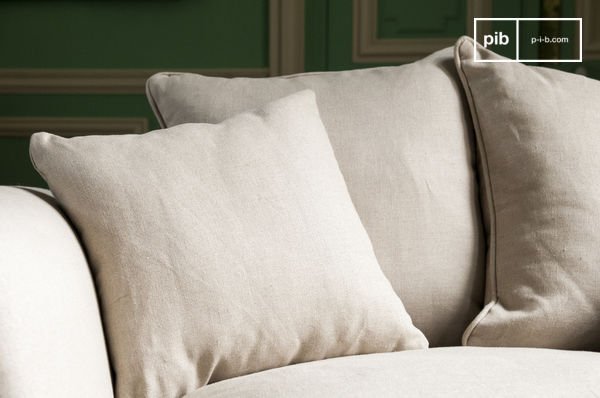 Bohemian chic feel in a light linen charm seat