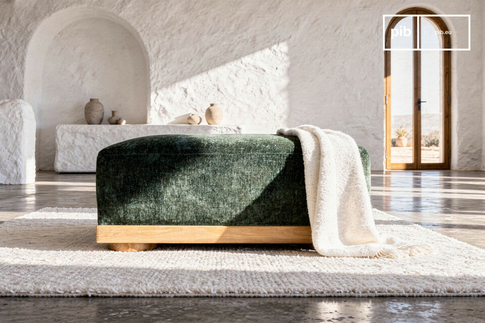 Generous velvet seat on a solid oak base.