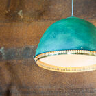 Een neo-industriële hanglamp van onmiskenbare originaliteit.