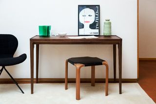Notenhouten consoletafel Hemët