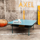 Table with a beautiful petroleum blue color.