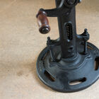 The base of the base is a designed, robust and stable cast iron slab.