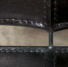 A 100% metallic and leather armchair that gives a vintage Latin look for an aesthetic and original