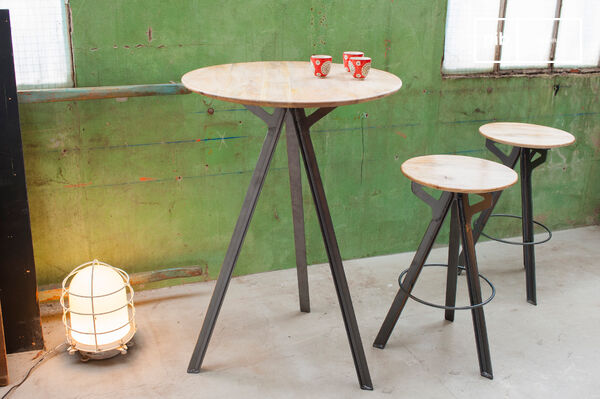 If you are searching for industrial bar stools with a  generous seat height combining elegance and