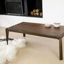 De salontafel is geïnspireerd op de vintage Scandinavische stijl van de jaren '50