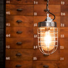 Hermosa suspensión con estilo industrial.