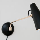 Lámpara muy elegante con líneas inspiradas en los años 50.