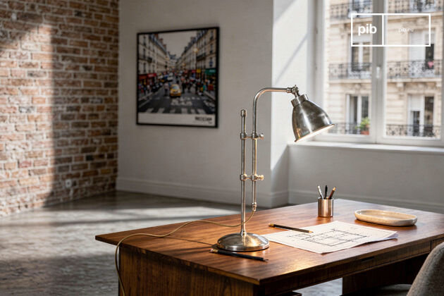 Lampe à coulisse en laiton argenté Gemet