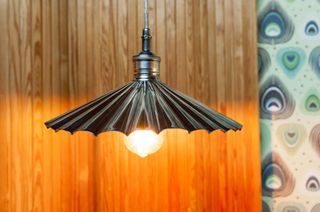 Lampe suspendue en laiton Charlotte