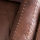 The finishes of this armchair are admirable and will delight its owner.