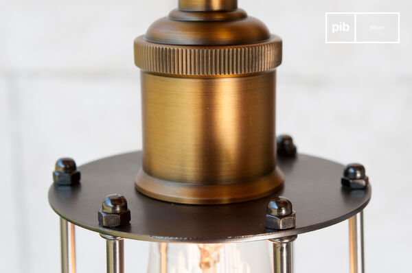 Sublime golden colour for an industrial and retro look.