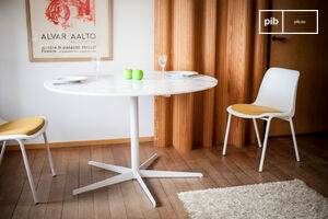 Ronde witte marmeren tafel Lemvig