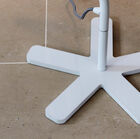 Die Metallbasis hat eine schöne Sternform.