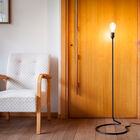 Une lampe minimaliste, design & légère.