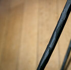 Fine textured legs that make it original.