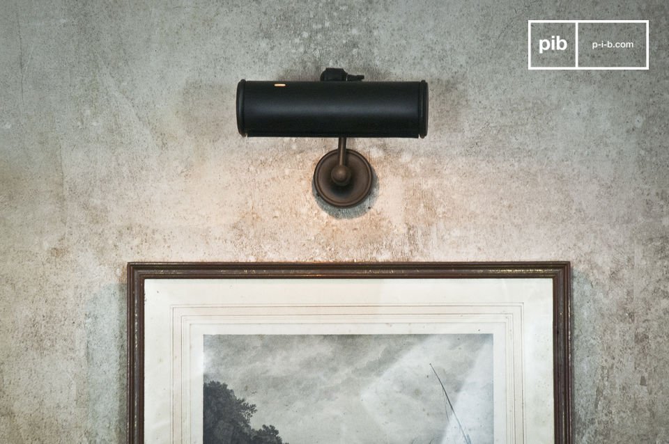 Verlicht je huis met deze lamp met zijn zorgvuldige afwerking.
