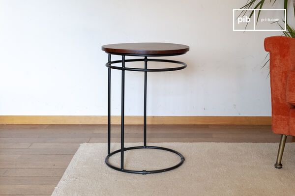 La combinación de madera y metal puede integrarse en todo tipo de interiores.