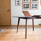 Practicidad de una mesa rápidamente extensible.