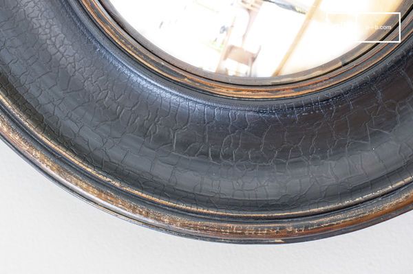 Finition à l'esprit vieil atelier.