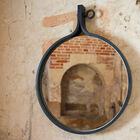 Sublime round mirror in industrial style.
