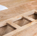 Het bijzondere van de tafel is de geïntegreerde opbergruimte.