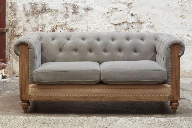 Gray linen and cotton 2-seater Chesterfield sofa Montaigu