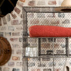 Estantería metálica que ofrece una óptima capacidad de ordenamiento.