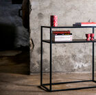 a satin black colour and a square line with a very fine finish.