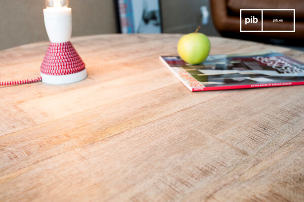 Beautiful tray in light solid wood.