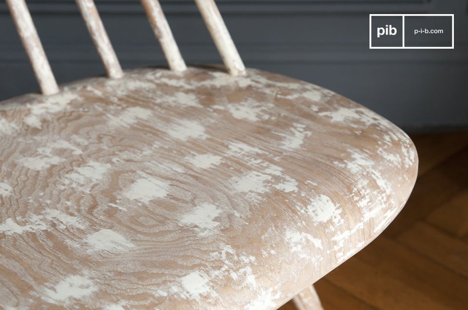 Verontruste witte kleur en een unieke stijl 