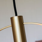 Prachtige combinatie van zwarte kabel en goud van de structuur.