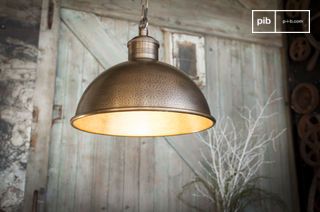Chiseled metal hanging lamp Orient Express