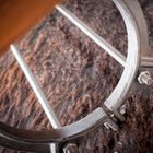 La base in ghisa ha una bella forma arrotondata.