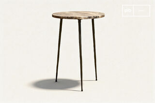 Petite table d'appoint en marbre Vilma