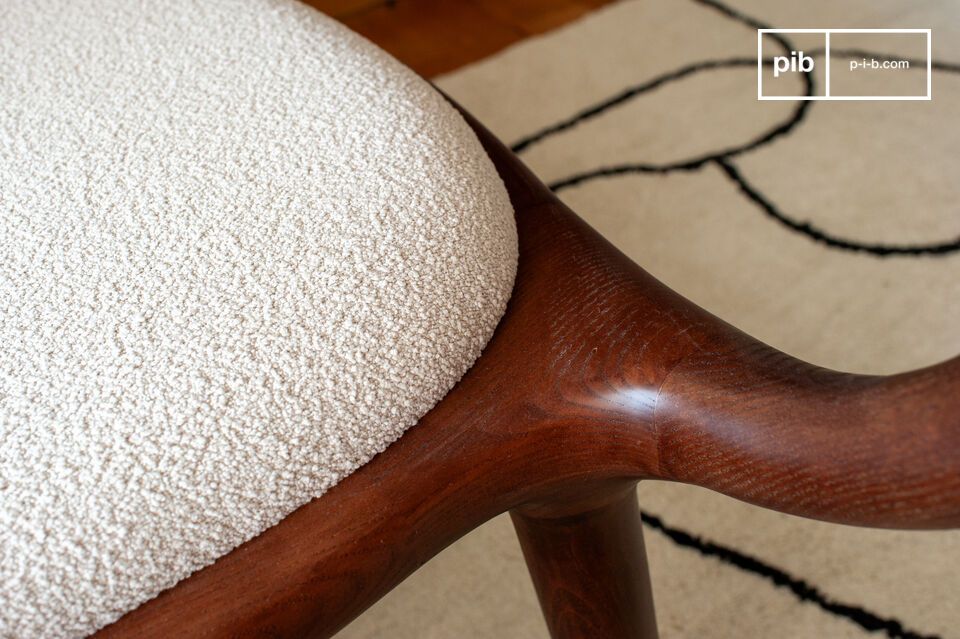 Il design dei braccioli e delle gambe