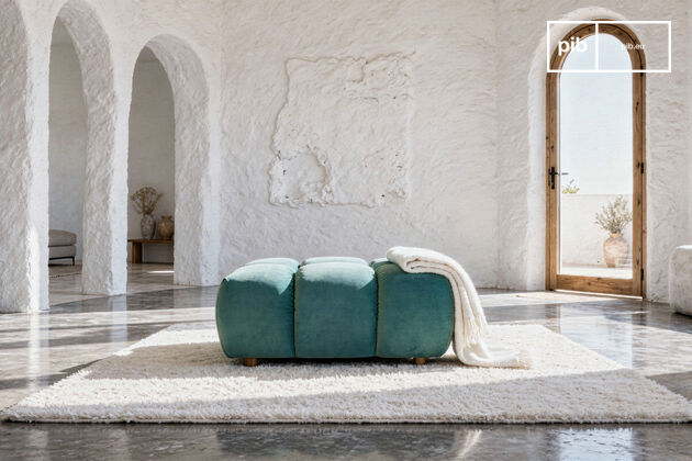 Pouf en velours bleu canard Atoll