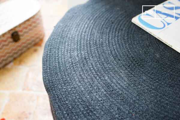 El pouf Ottomana es un artículo pequeño