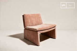 Powder pink curly fabric armchair Mono