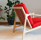 The magnificent ash structure makes it an undisputed design object.