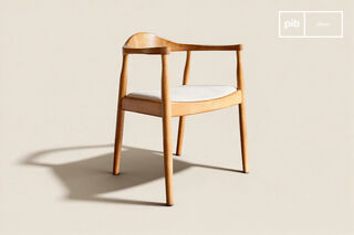 Scandinavische stoel in licht hout Johannes