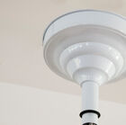 A very nice white metallic cache.