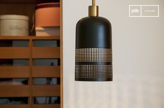 Schwarze Aufhängung Johanna