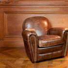 Eleganter Ledersessel mit hohem Komfort.