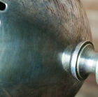 In zwei Achsen schwenkbar. Schalten Sie das elektrische Kabel ein.